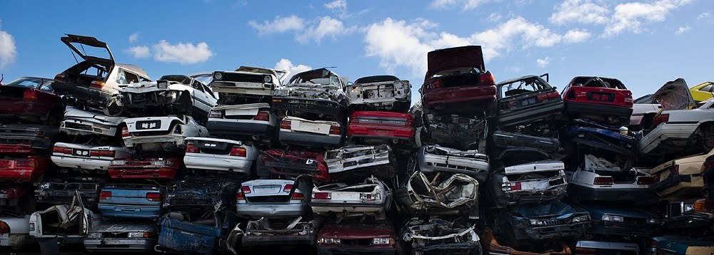 Wrecking Junk Cars|Vehicle Disposal or Dump Eco-Friendly
